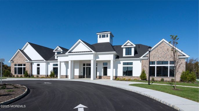 Exterior, Facade, Farmhouse