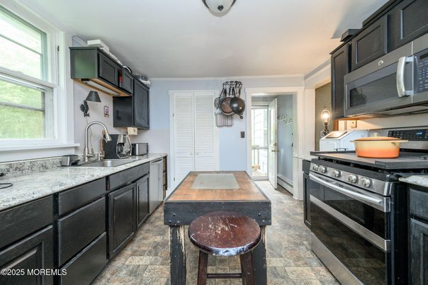 Interior, Kitchen, Stainless Steel Appliances