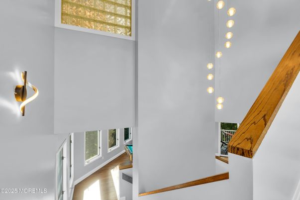 Interior, Pendant Lights, Wood Texture Flooring