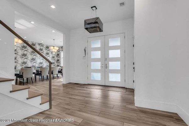 Dining room, Interior, Pendant Lights, Recessed Lighting, Wood Texture Flooring