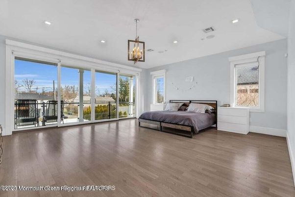 Bedroom, Interior, Pendant Lights, Recessed Lighting, Wood Texture Flooring