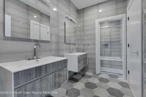 Bathroom, Dual Sink Vanities, Glass Shower, Interior, Recessed Lighting