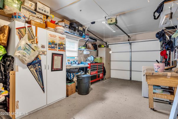 Garage, Interior
