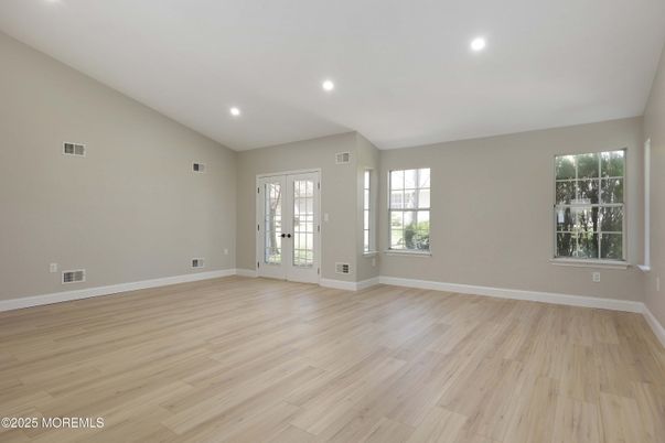 Empty room, Interior, Recessed Lighting, Wood Texture Flooring