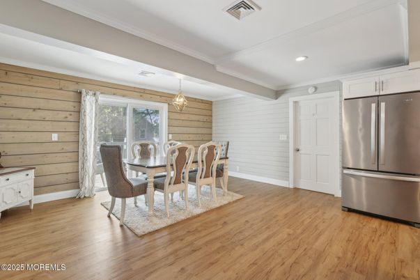 Dining room, Interior, Kitchen, Pendant Lights, Recessed Lighting, Stainless Steel Appliances, Wood Texture Flooring