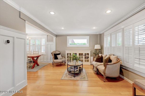 Dining room, Interior, Living room, Recessed Lighting, Wood Texture Flooring