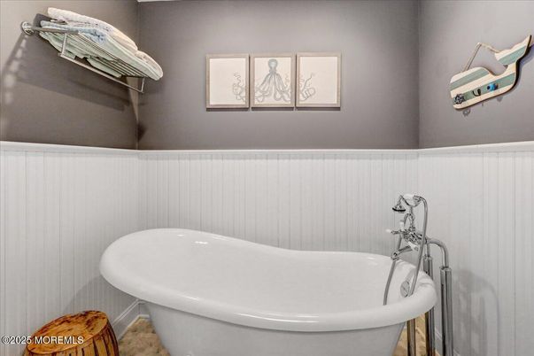 Bathroom, Free Standing Baths, Interior