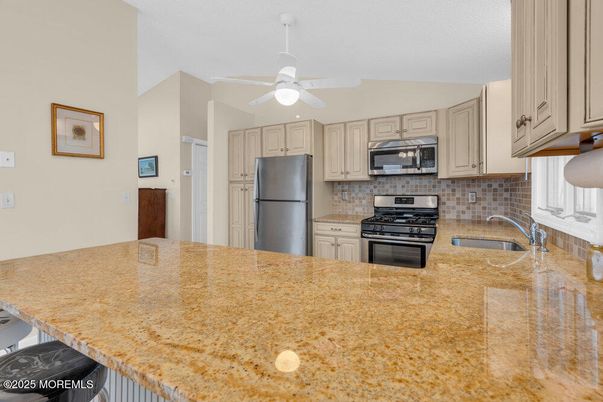 Interior, Kitchen, Stainless Steel Appliances