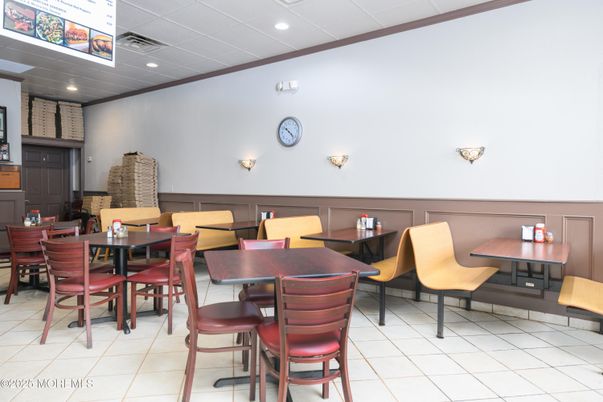 Dining room, Interior, Recessed Lighting