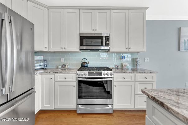Interior, Kitchen, Stainless Steel Appliances, Wood Texture Flooring