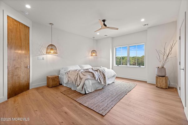 Bedroom, Interior, Pendant Lights, Recessed Lighting, Wood Texture Flooring