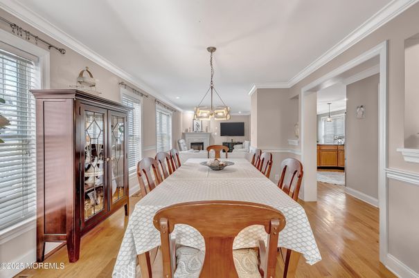 Dining room, Fireplace, Interior, Pendant Lights, Wood Texture Flooring