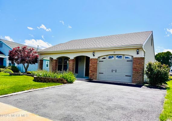 Attached, Exterior, Facade, Brick Facade, Cape Cod