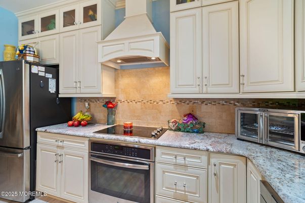 Interior, Kitchen, Stainless Steel Appliances