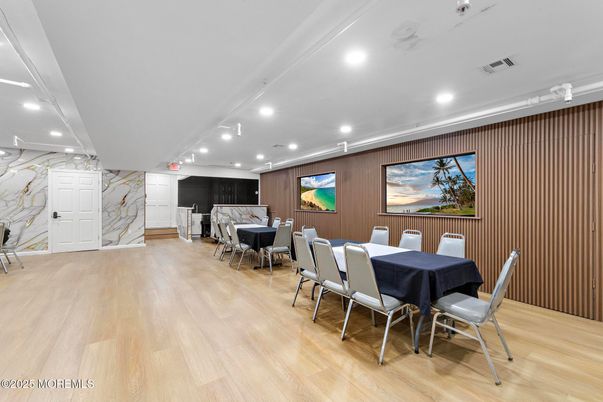 Dining room, Interior, Marble Walls, Recessed Lighting, Wood Texture Flooring