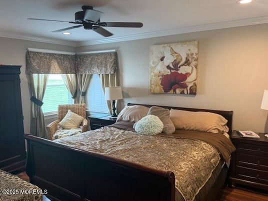 Bedroom, Interior, Recessed Lighting, Water, Wood Texture Flooring