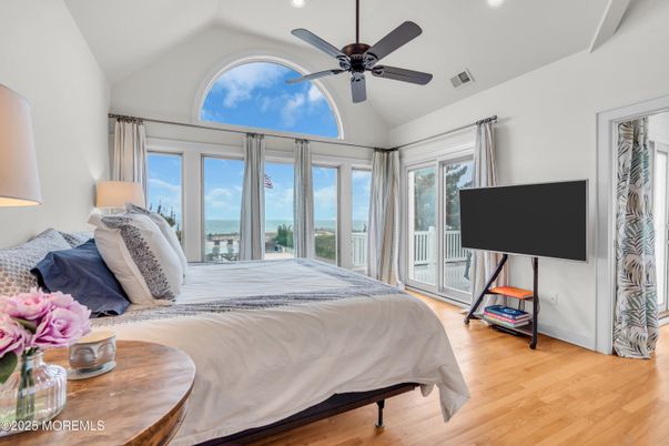 Bedroom, Interior, Recessed Lighting, Water, Wood Texture Flooring