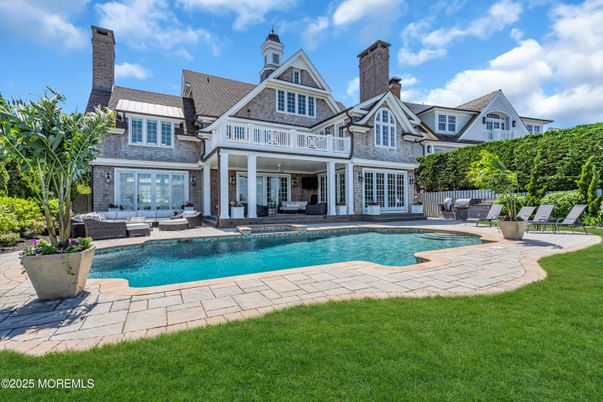 Exterior, Facade, Brick Facade, Pool, Queen Anne Victorian