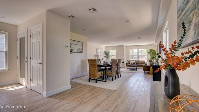Dining room, Interior, Living room, Recessed Lighting, Wood Texture Flooring