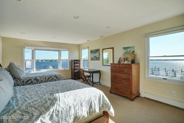 Bedroom, Home Office, Interior, Recessed Lighting, Water