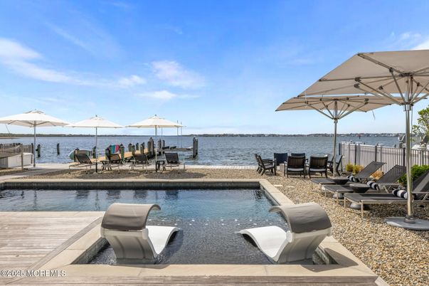 Exterior, Pool, Water