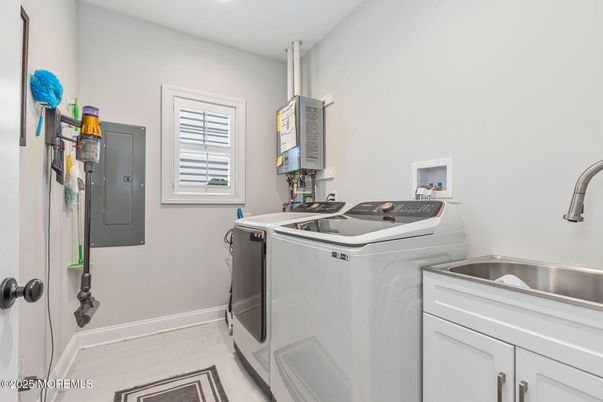 Interior, Recessed Lighting, Washer