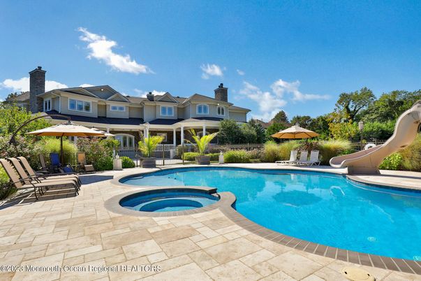 Exterior, Playground, Pool