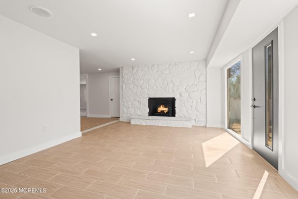 Empty room, Fireplace, Interior, Recessed Lighting