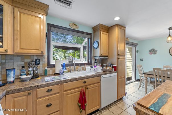 Dining room, Interior, Kitchen, Pendant Lights, Recessed Lighting