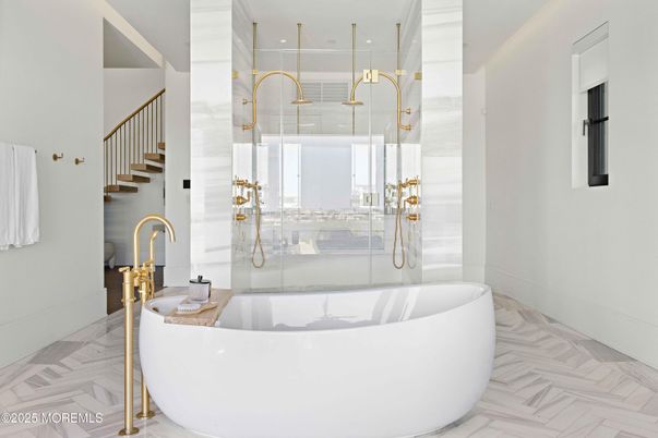 Bathroom, Free Standing Baths, Interior, Marble, Pendant Lights, Recessed Lighting