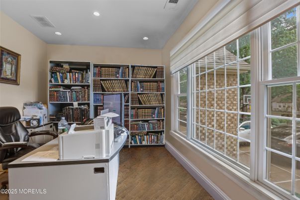 Home Office, Interior, Recessed Lighting, Wood Texture Flooring