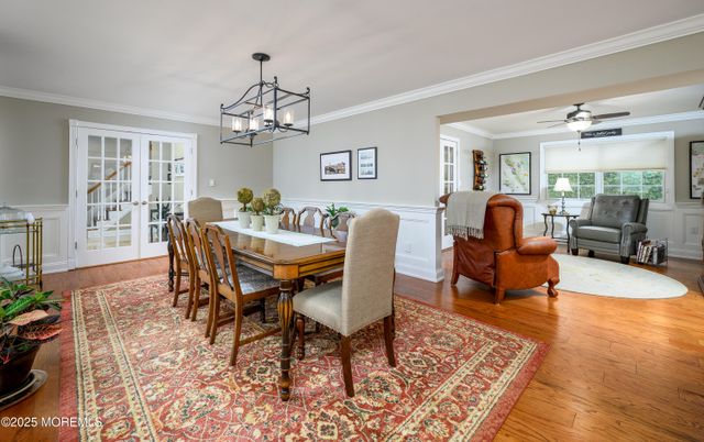 Chandelier, Dining room, Interior, Living room, Wood Texture Flooring