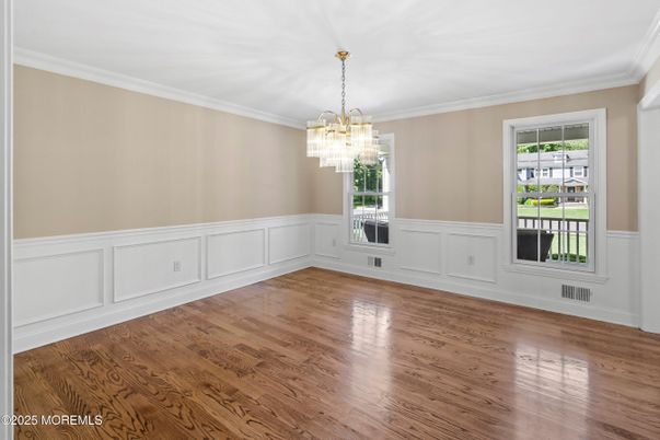 Chandelier, Empty room, Interior, Wood Texture Flooring