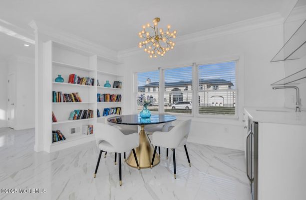 Dining room, Interior, Marble, Pendant Lights