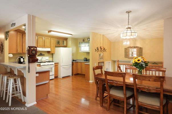 Dining room, Interior, Kitchen, Pendant Lights, Wood Texture Flooring