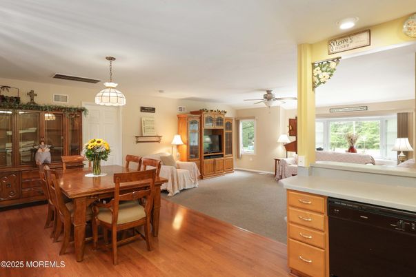 Dining room, Interior, Living room, Pendant Lights, Recessed Lighting, Wood Texture Flooring