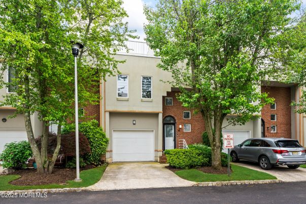 Attached, Exterior, Facade, Brick Facade, Rowhouse