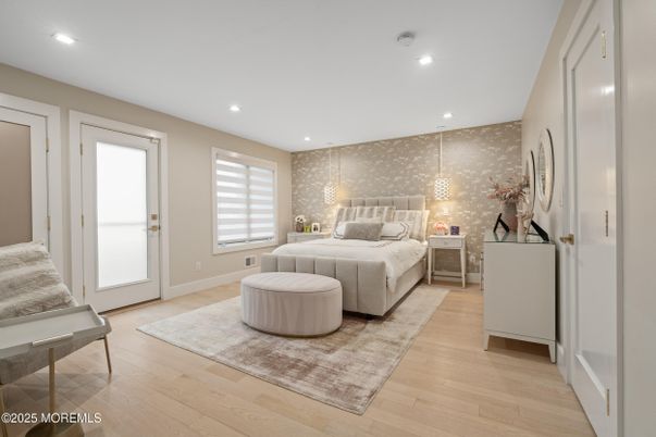 Bedroom, Interior, Recessed Lighting, Wood Texture Flooring