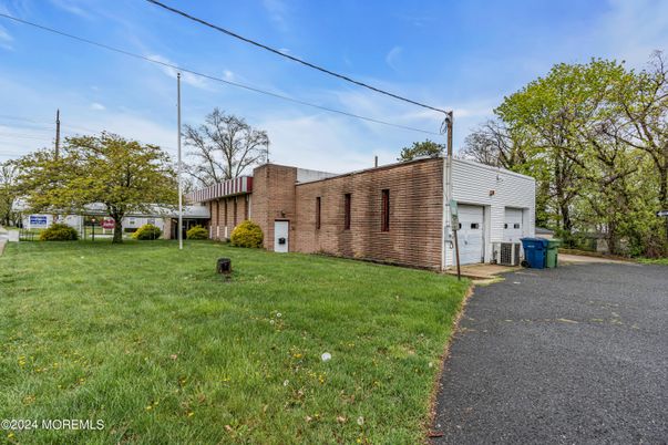 Backyard, Detached Garage, Exterior