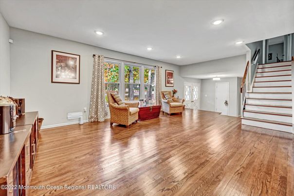 Interior, Living room, Recessed Lighting, Wood Texture Flooring