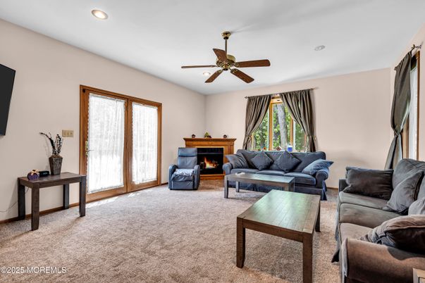 Fireplace, Interior, Living room, Recessed Lighting