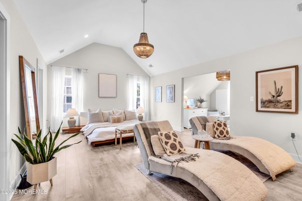 Bedroom, Interior, Pendant Lights, Recessed Lighting, Wood Texture Flooring