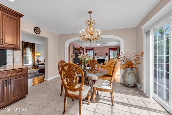 Chandelier, Dining room, Interior, Recessed Lighting, Wood Texture Flooring