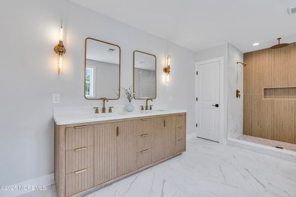 Bathroom, Dual Sink Vanities, Interior, Marble, Recessed Lighting