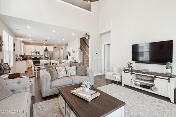 Dining room, Interior, Kitchen, Living room, Pendant Lights, Recessed Lighting, Stainless Steel Appliances, Wood Texture Flooring