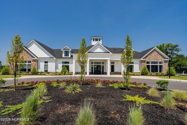 Exterior, Facade, Brick Facade, Farmhouse