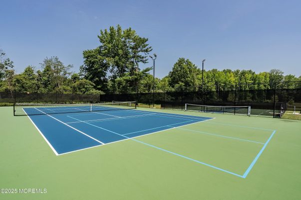 Exterior, Tennis Courts