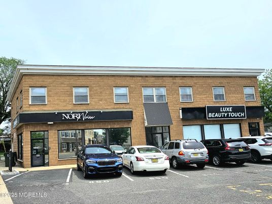 Exterior, Facade, Brick Facade, None