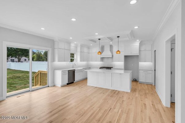 Interior, Kitchen, Pendant Lights, Recessed Lighting, Wood Texture Flooring