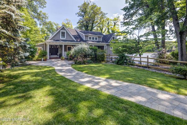 Backyard, Exterior, Facade, Queen Anne Victorian